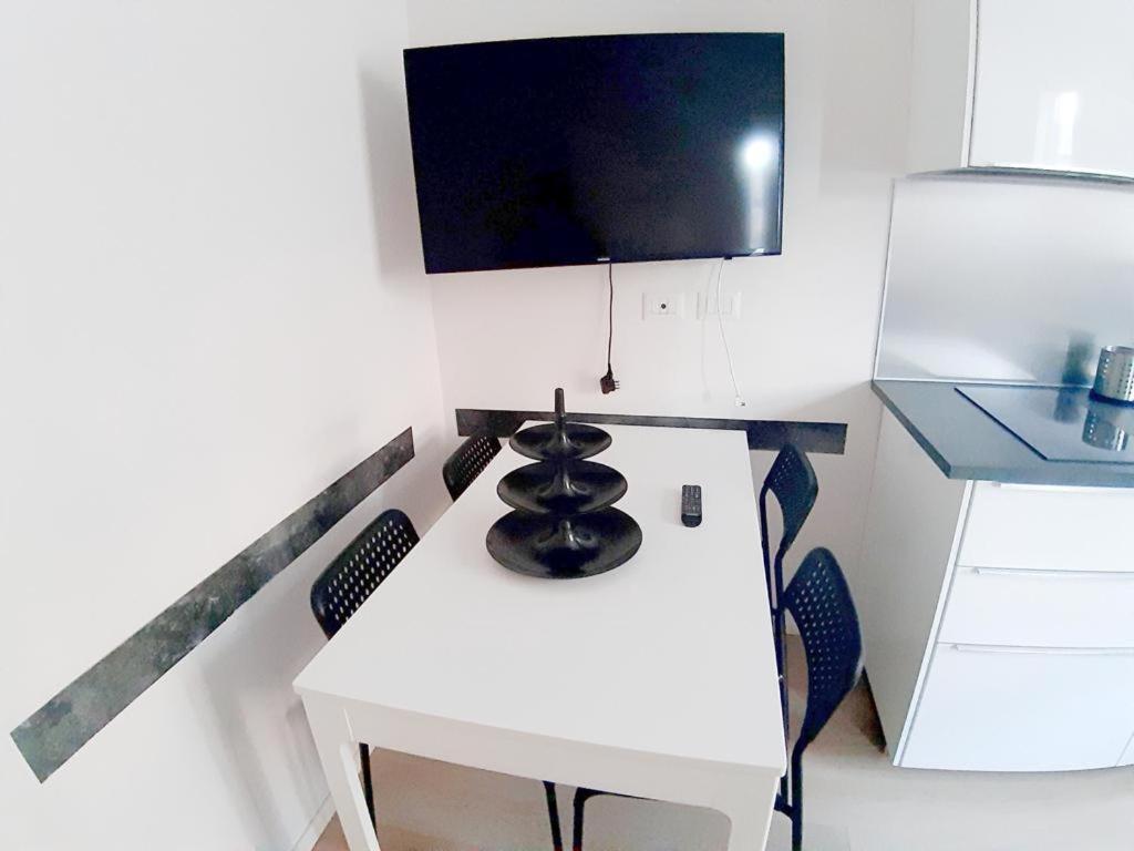 Easy Room Italy Milano Exteriör bild