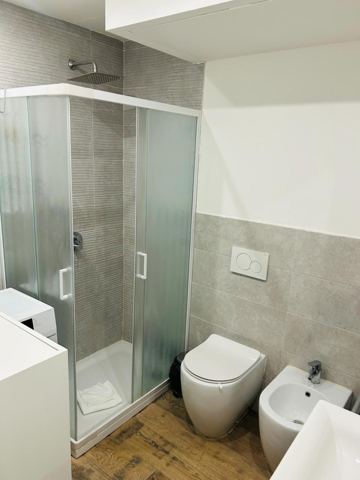 Easy Room Italy Milano Exteriör bild