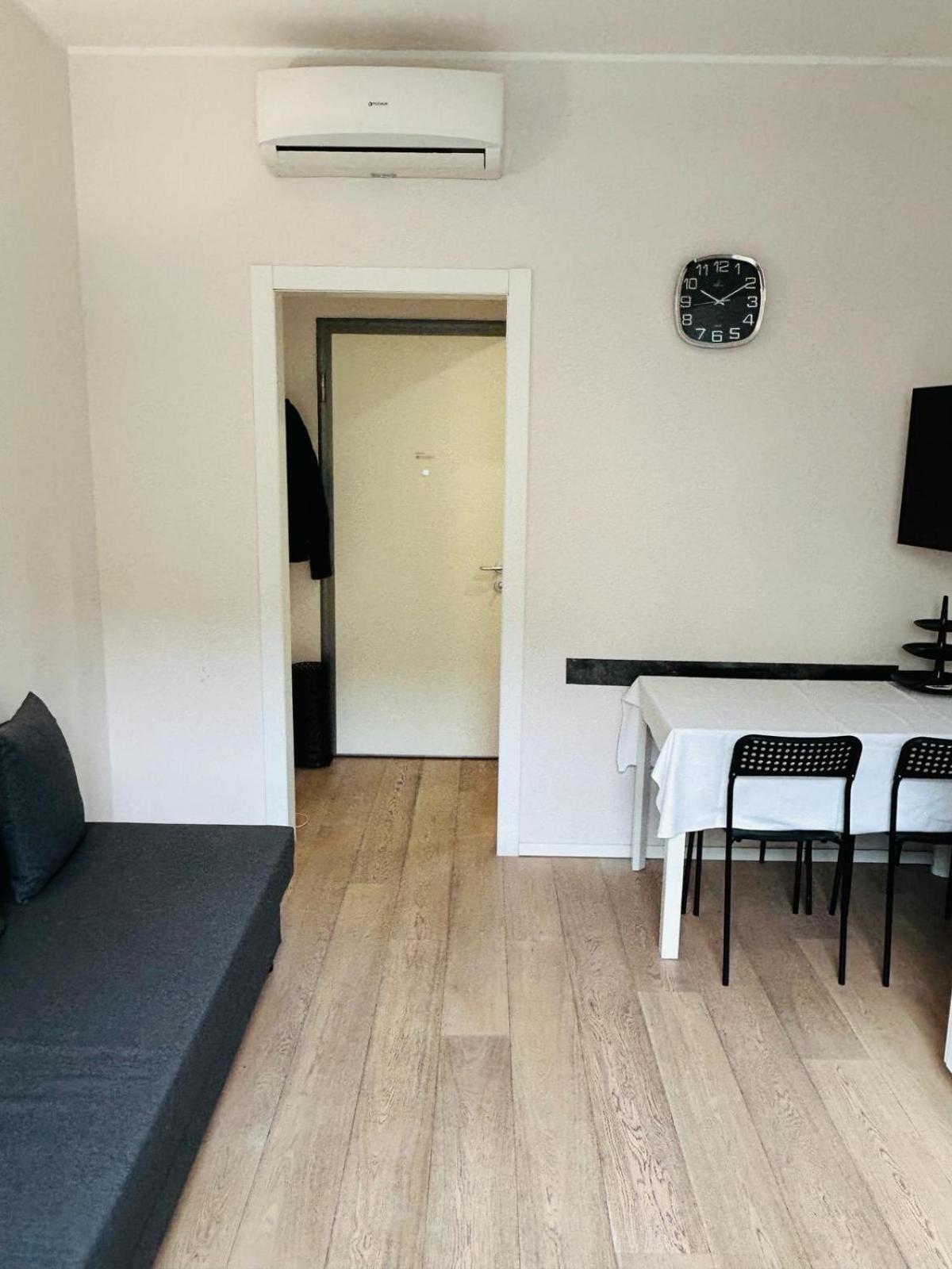 Easy Room Italy Milano Exteriör bild